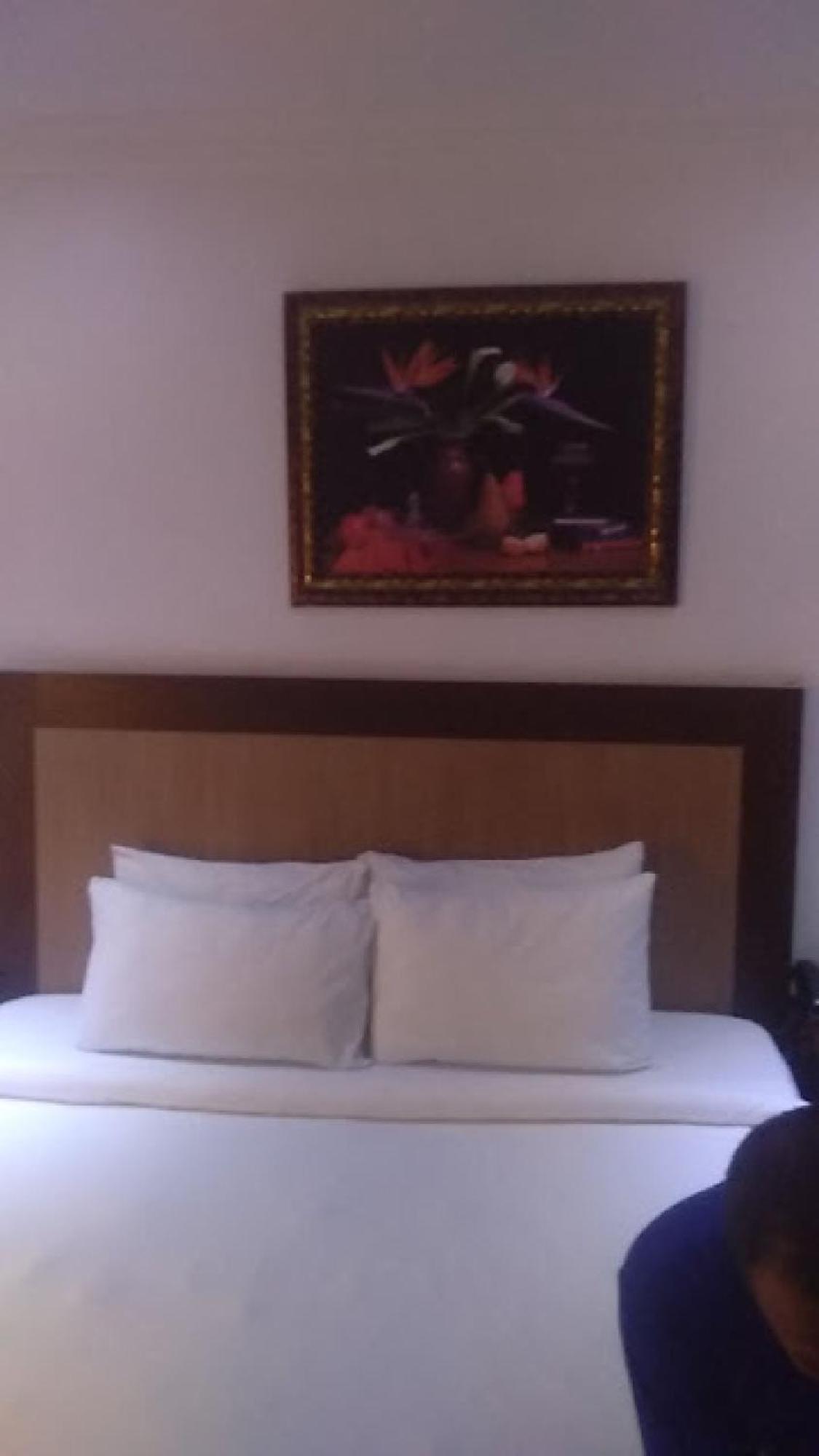 Room In Bb - Immaculate Royal International Hotel Owerri Eksteriør billede